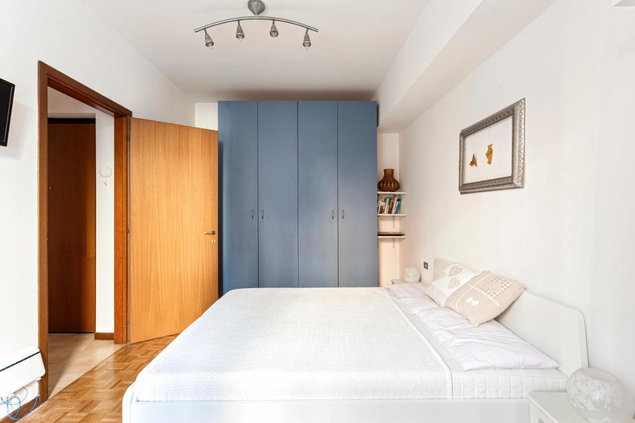 Comfy Apartment In Corso Como Milan Exterior photo