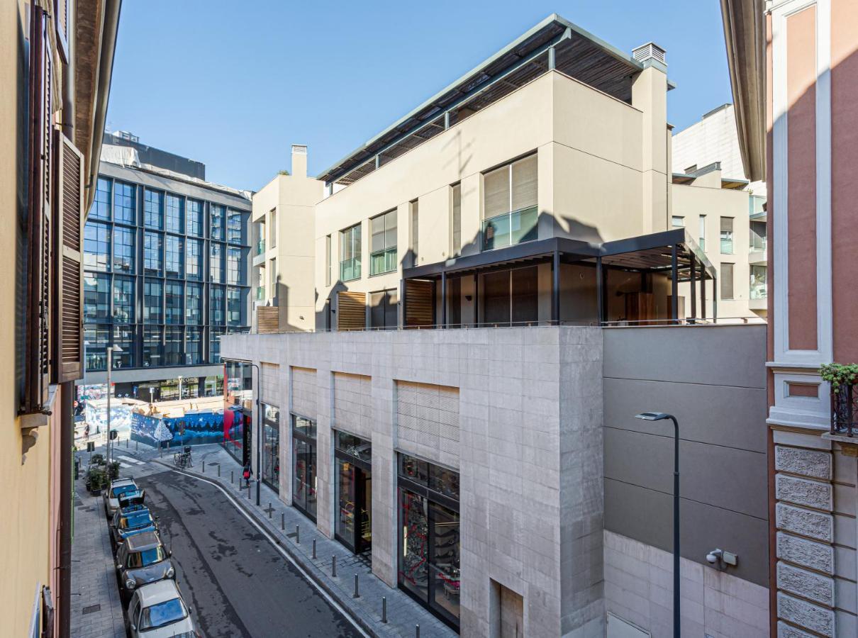 Comfy Apartment In Corso Como Milan Exterior photo